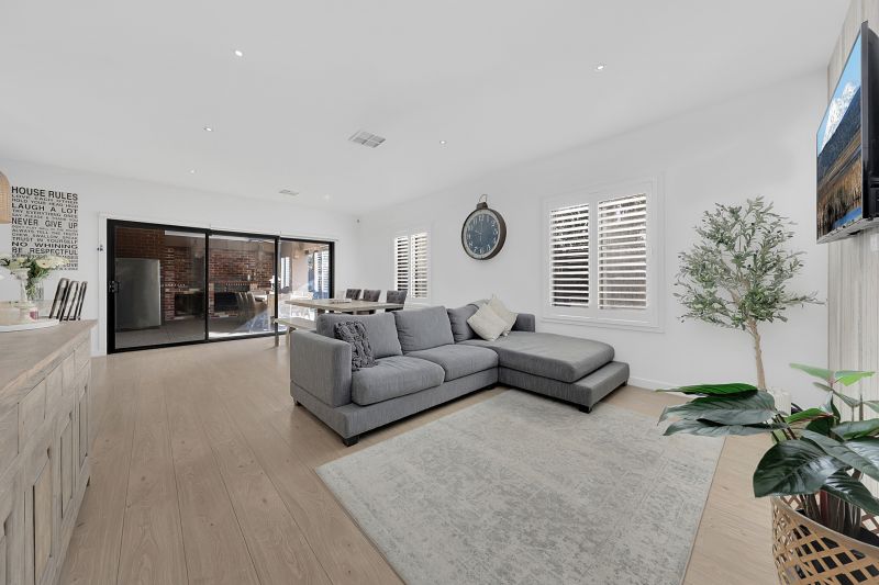 15 Teschke Walk, Epping