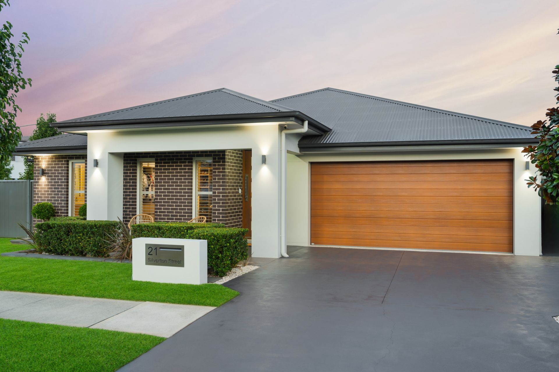 21 Silverton Street, Gregory Hills, Gregory Hills - Thumbnail 3