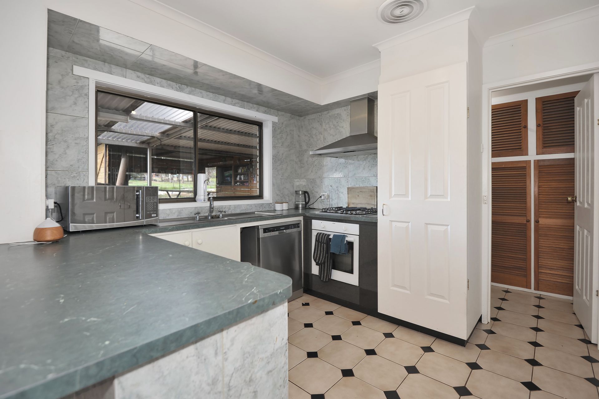 43 Churchill Crt Daisy Hill Via, Maryborough - Thumbnail 8