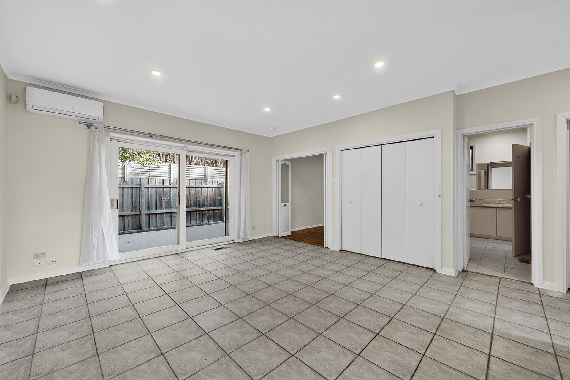 2/30 Snowdon Avenue, Caulfield - Thumbnail 7