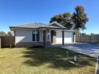 3B Hueton Place, Lucknow VIC