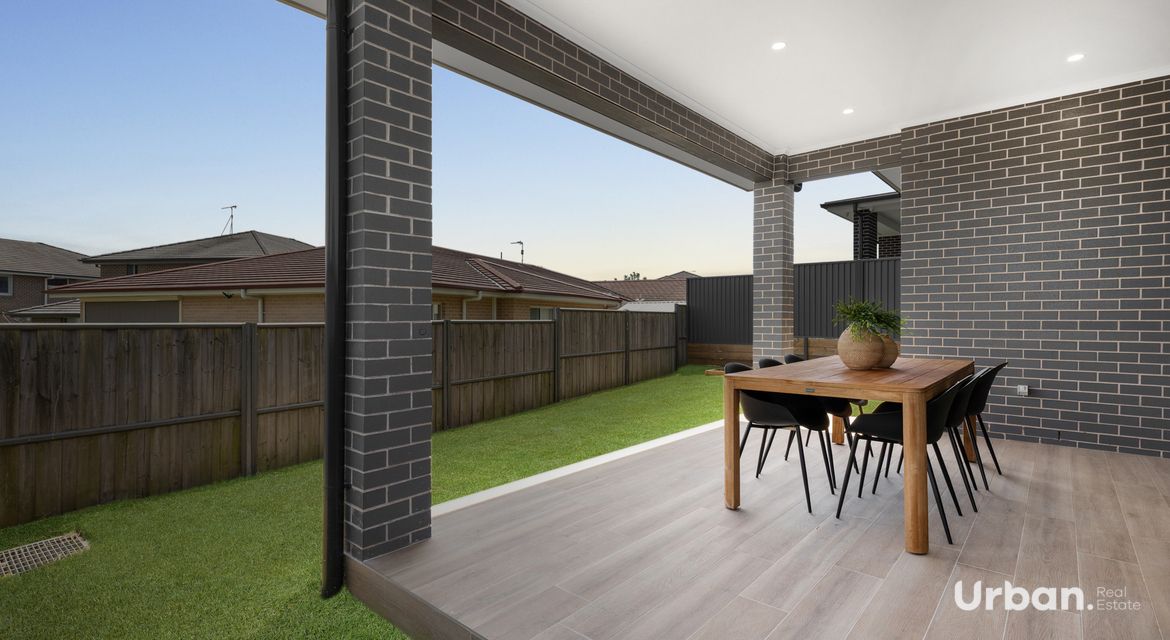 Glenmore Park 19 Shorthorn Avenue