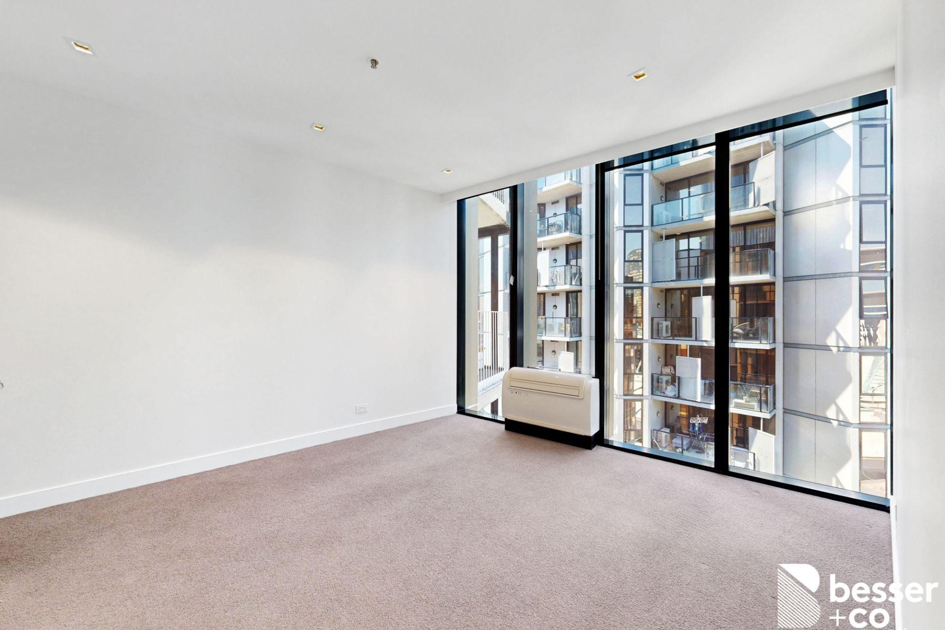 1816/675-677 La Trobe Street, Docklands - Thumbnail 6