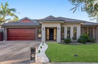 18 Saintly Drive, South Morang