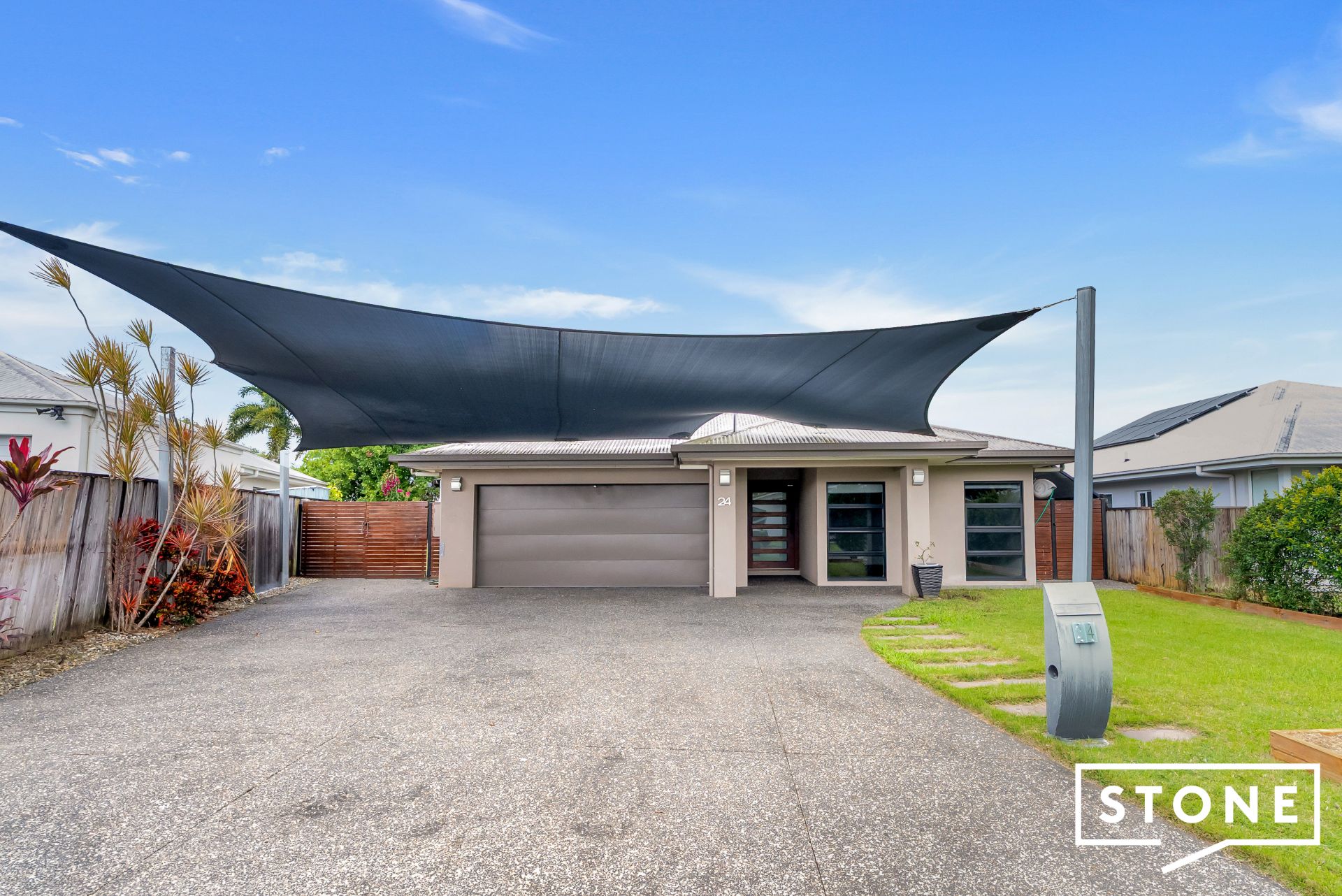 24 Seaways Street, Trinity Beach