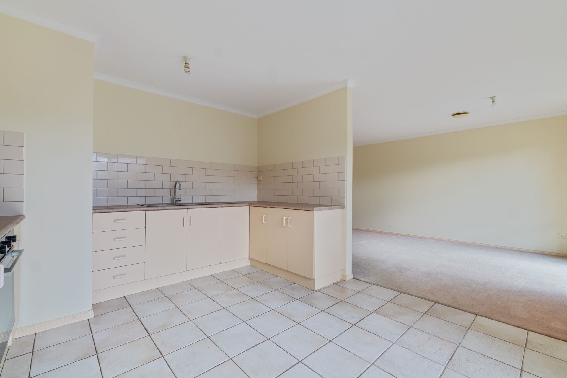 5/4A Whitby Street, Reservoir, Reservoir - Thumbnail 5