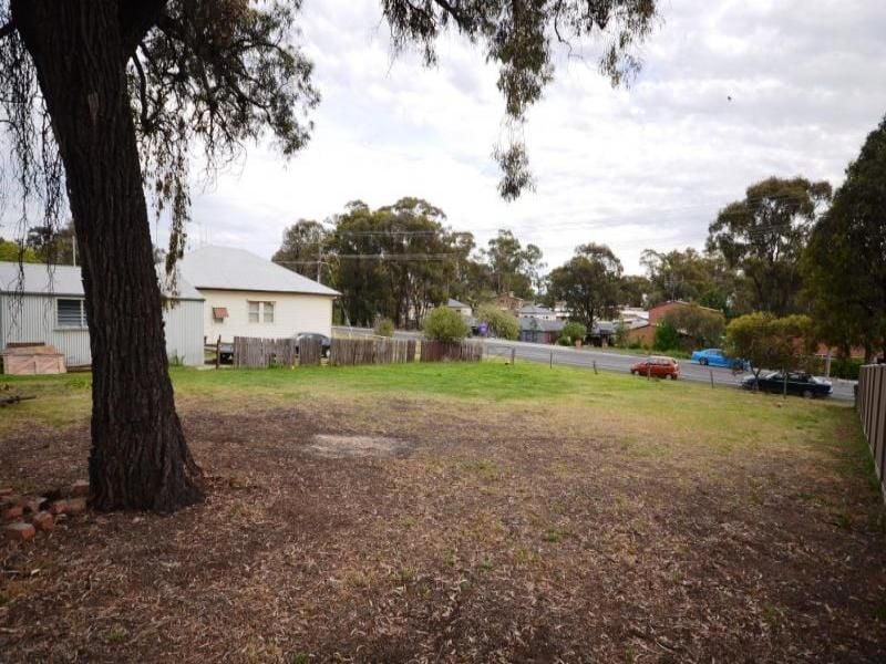 2/11 Lawson Street Spring Gully VIC, Spring Gully - Thumbnail 3
