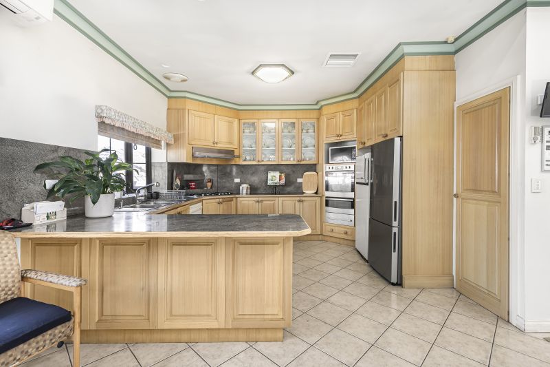 100 Radford Road, Reservoir