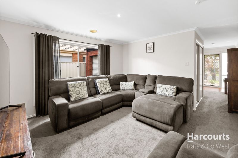 62 Bushy Park Avenue, Caroline Springs