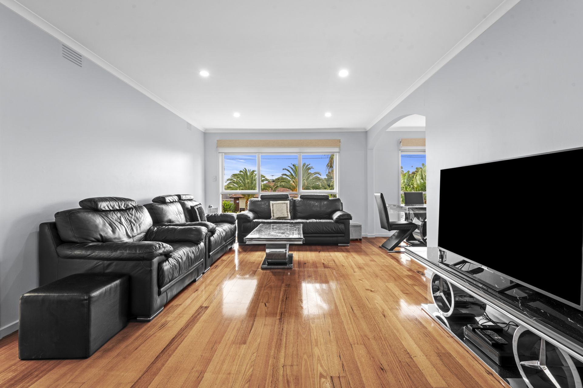 SURPRISE PACKAGE – 3 BEDROOMS, 3 BATHROOMS