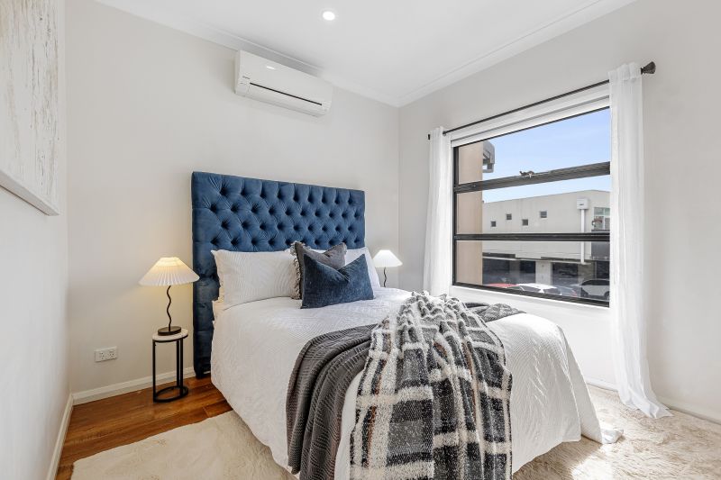 15 Calveley Place, Epping