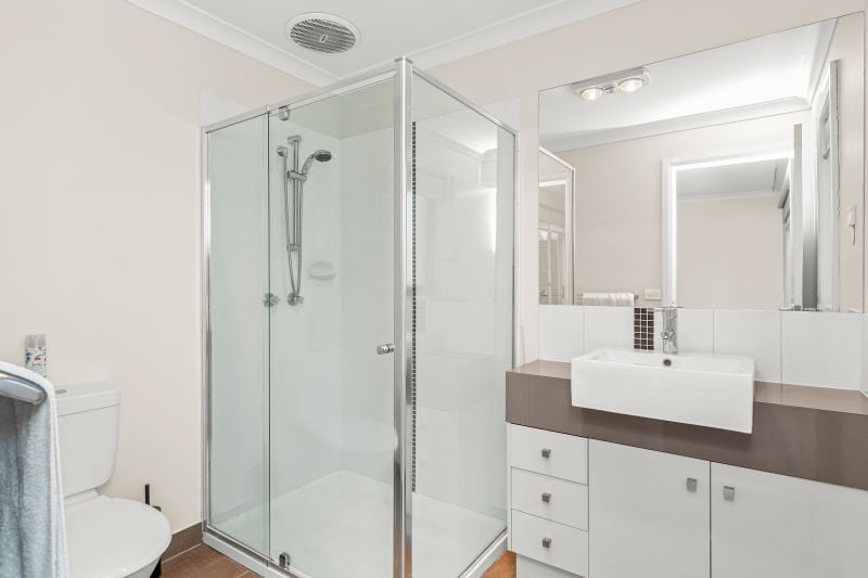 13 Highgate Hill, Epping