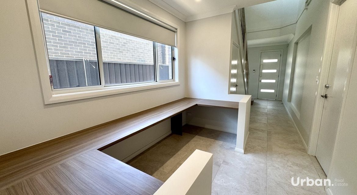 Oran Park 6 Chesterman Loop