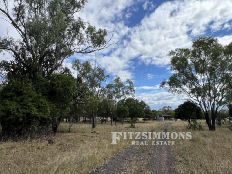 80 Coolibah Way, Dalby, Dalby - Thumbnail 2