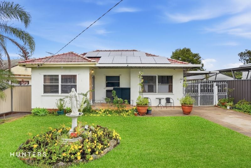 4 Edna Avenue, Toongabbie
