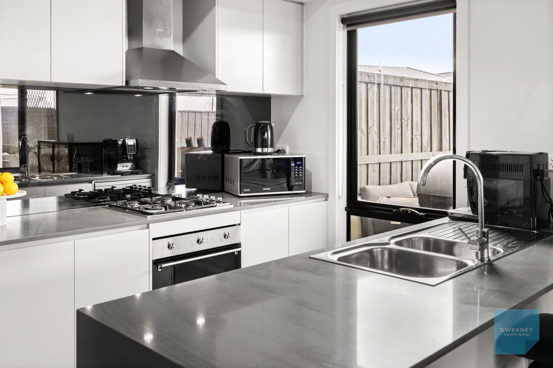 25 Cetona Street, Fraser Rise - Thumbnail 4