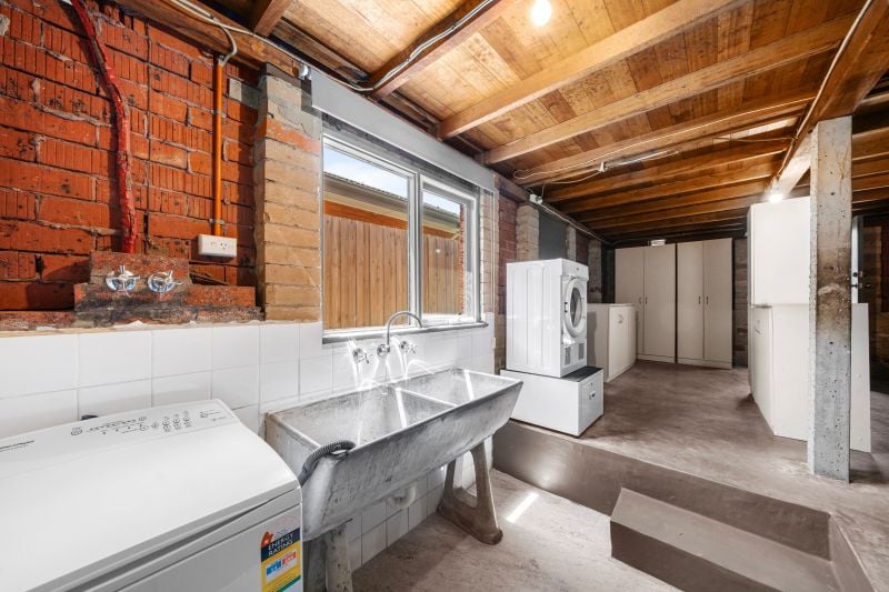 1 Mount View Road, Thomastown