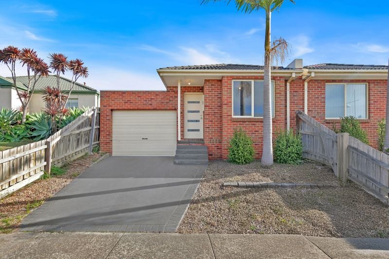 31 Lamour Avenue, South Morang