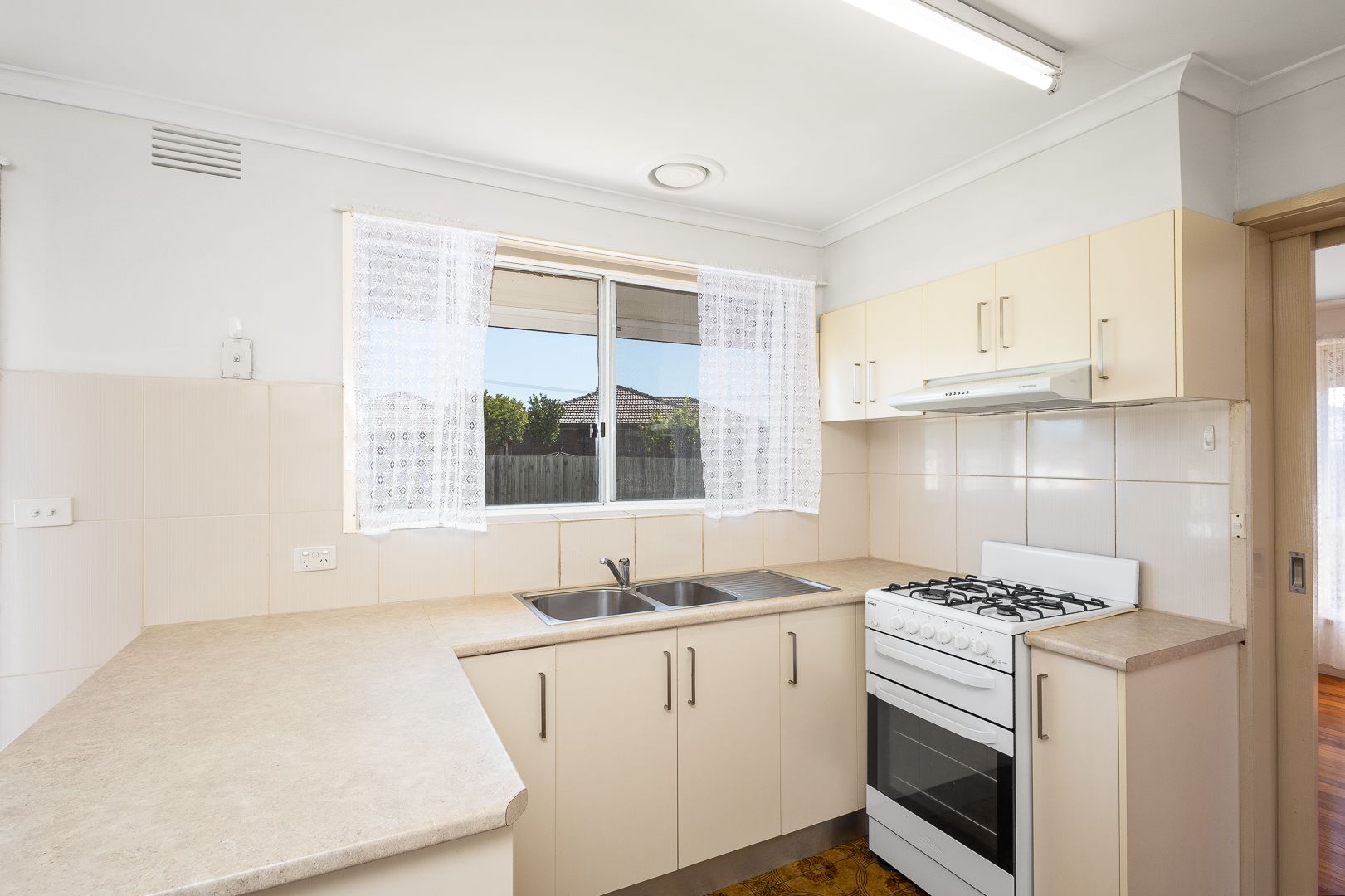 3 Bedroom Family Home
