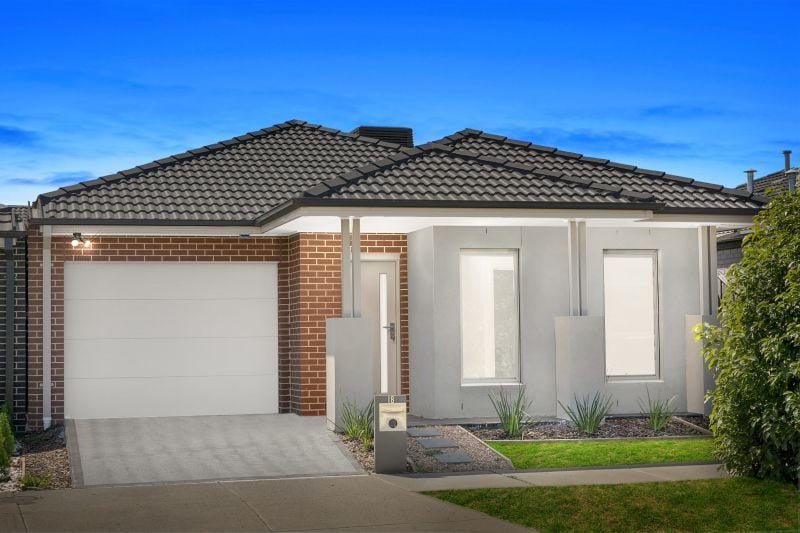 18 Clapham Avenue, Wollert