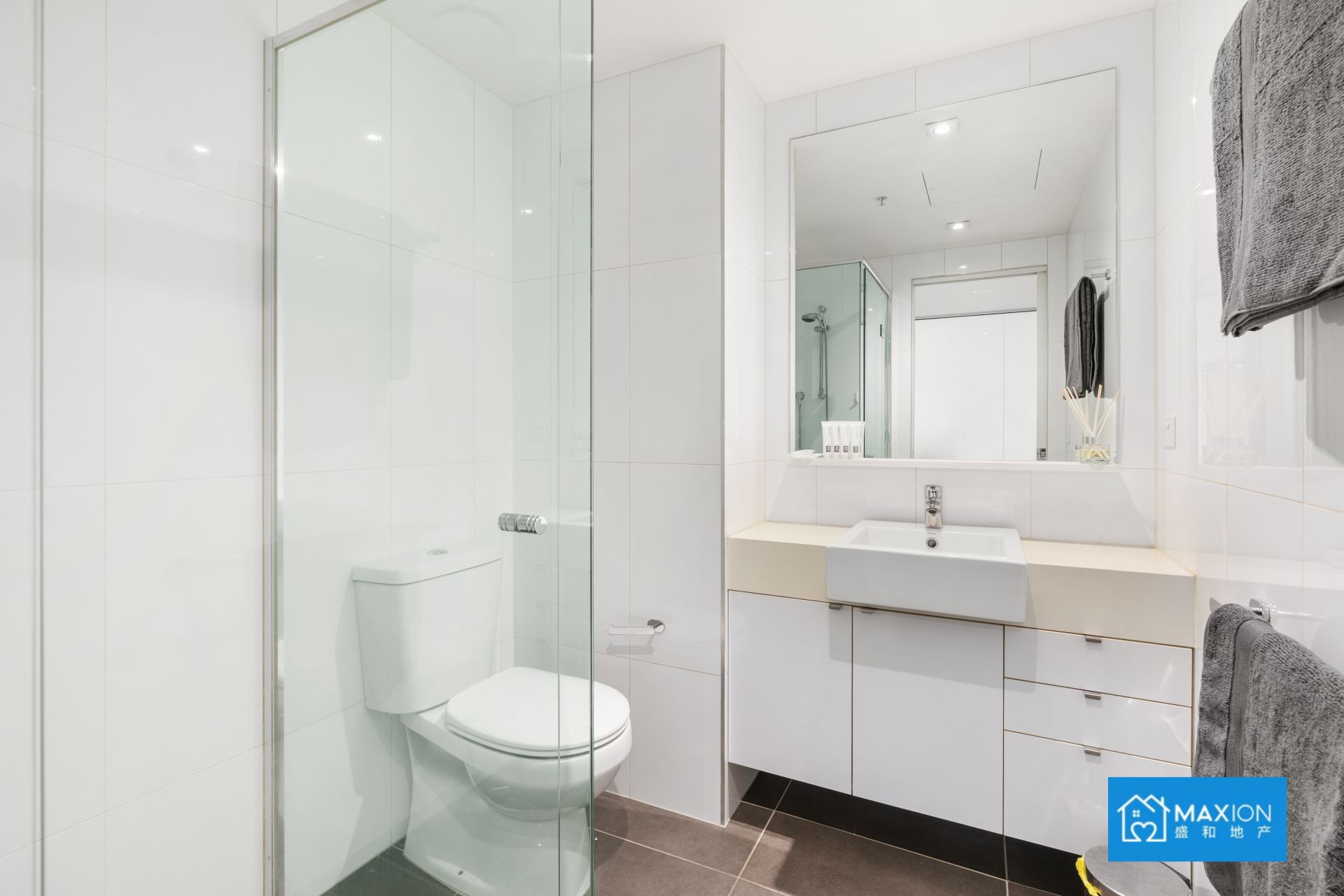 806/53 Batman Street West Melbourne VIC, West Melbourne - Thumbnail 6