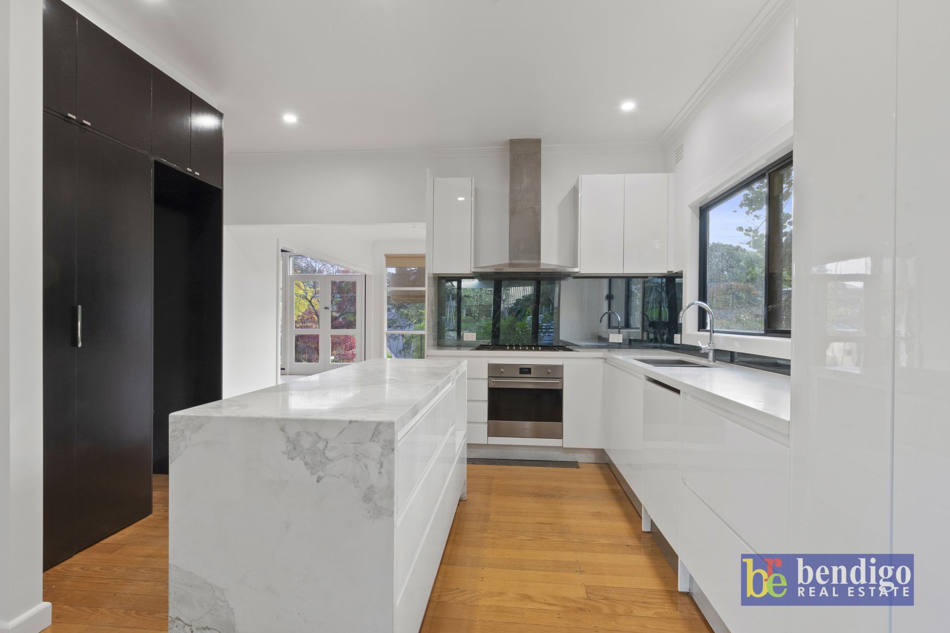 8 Barney Street North Bendigo VIC, Bendigo - Thumbnail 3
