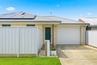 PERFECTLY PRESENTED HOME!