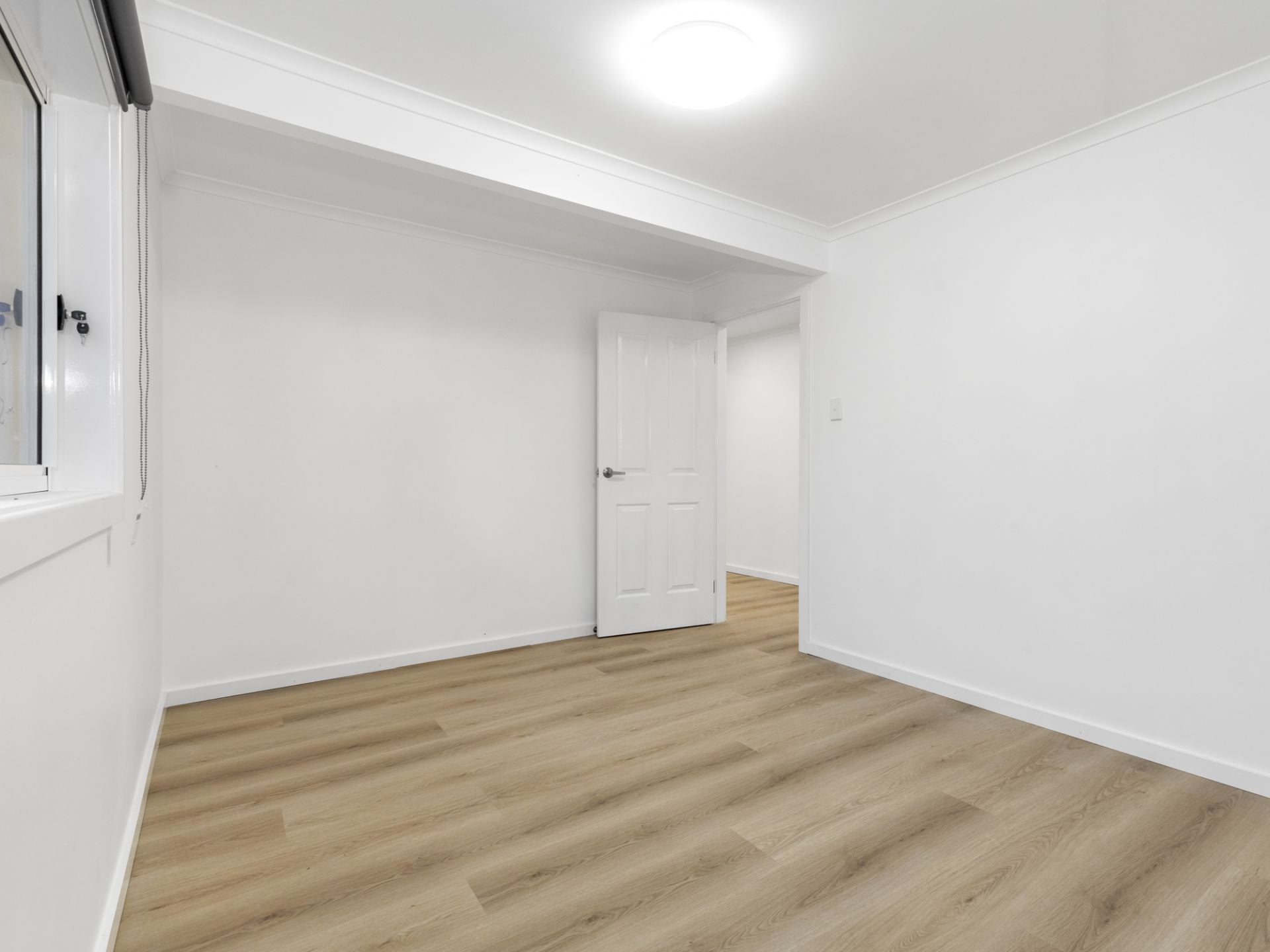29 Windsor Road, Berkeley Vale, Berkeley Vale - Thumbnail 3