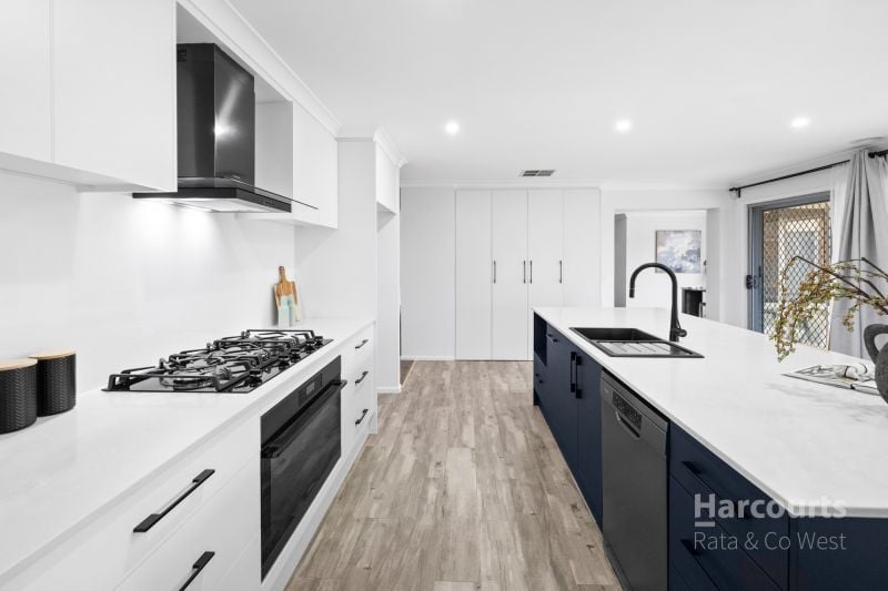 3 Streeton Avenue, Caroline Springs