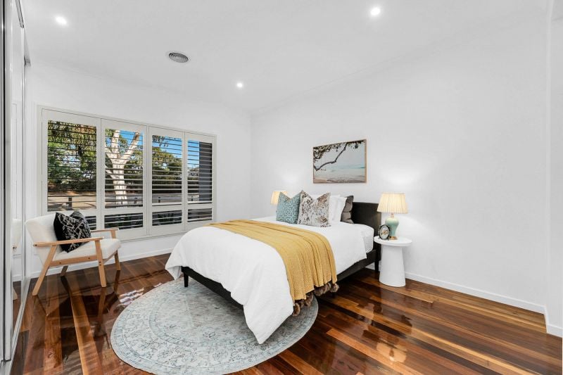 19 Stonebridge Rise, Epping
