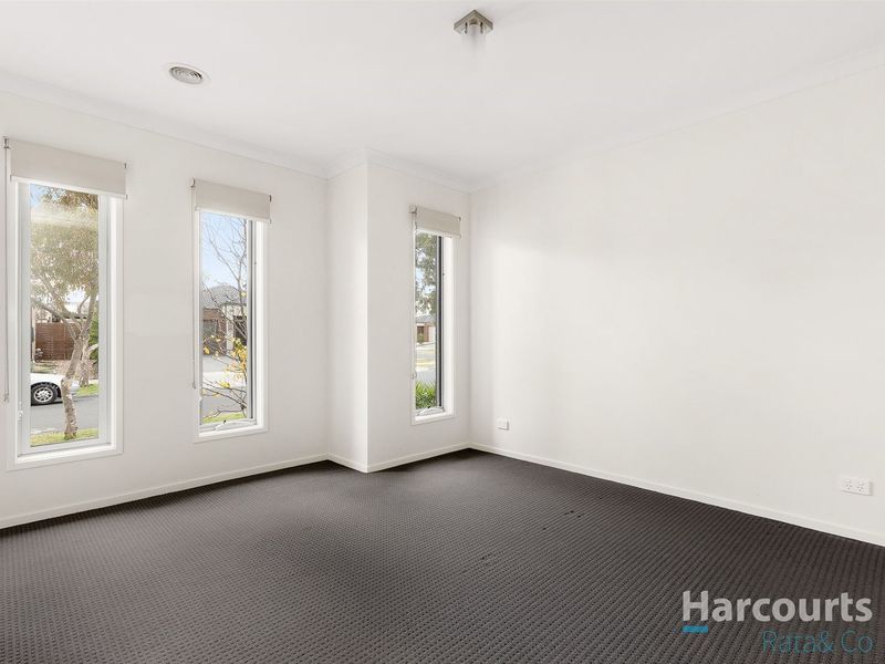 16 Maremma Drive, Mernda