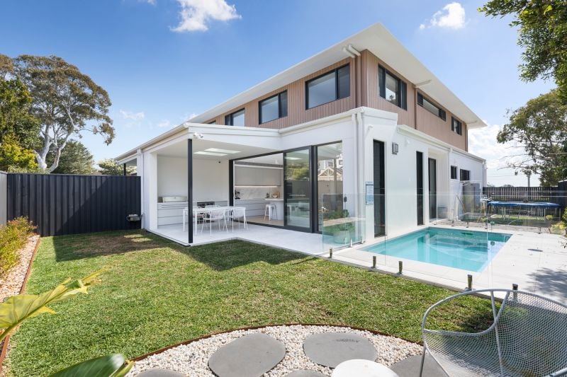 22a Woodward Avenue CARINGBAH SOUTH 2229