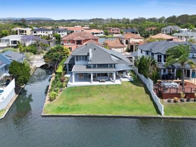 Southport 114/40 Cotlew Street East