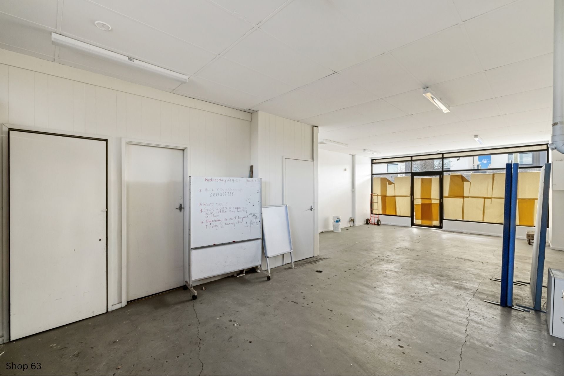 2 LOCK UP SHOPS
BLANK CANVAS
