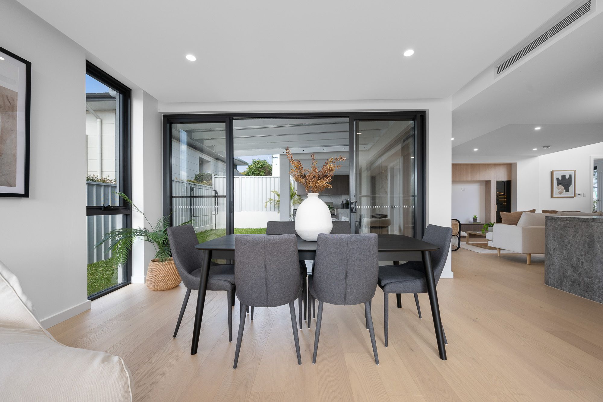 8 Locksley Street CRONULLA 2230