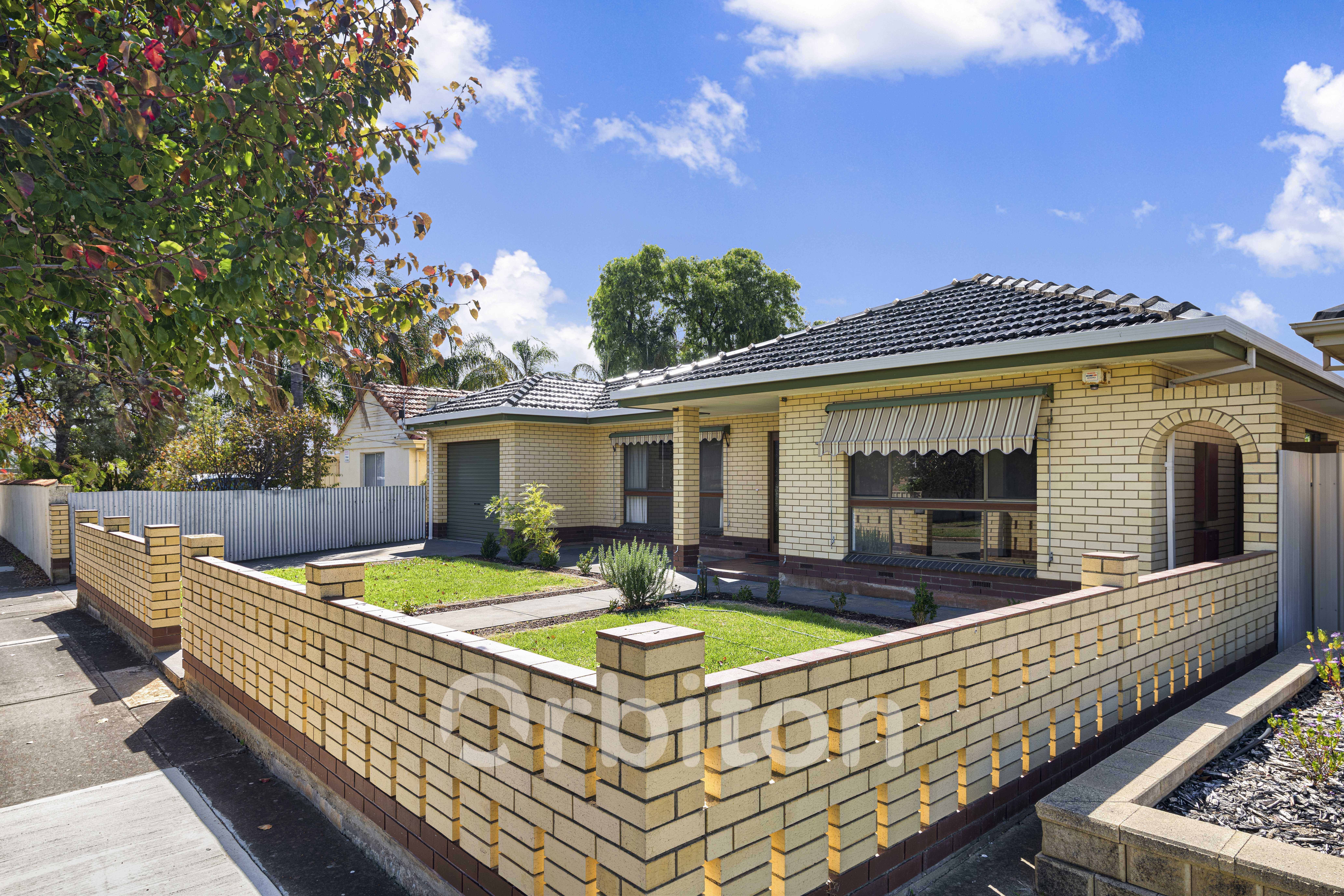 4 Lachlan Ave, Woodville West SA 5011