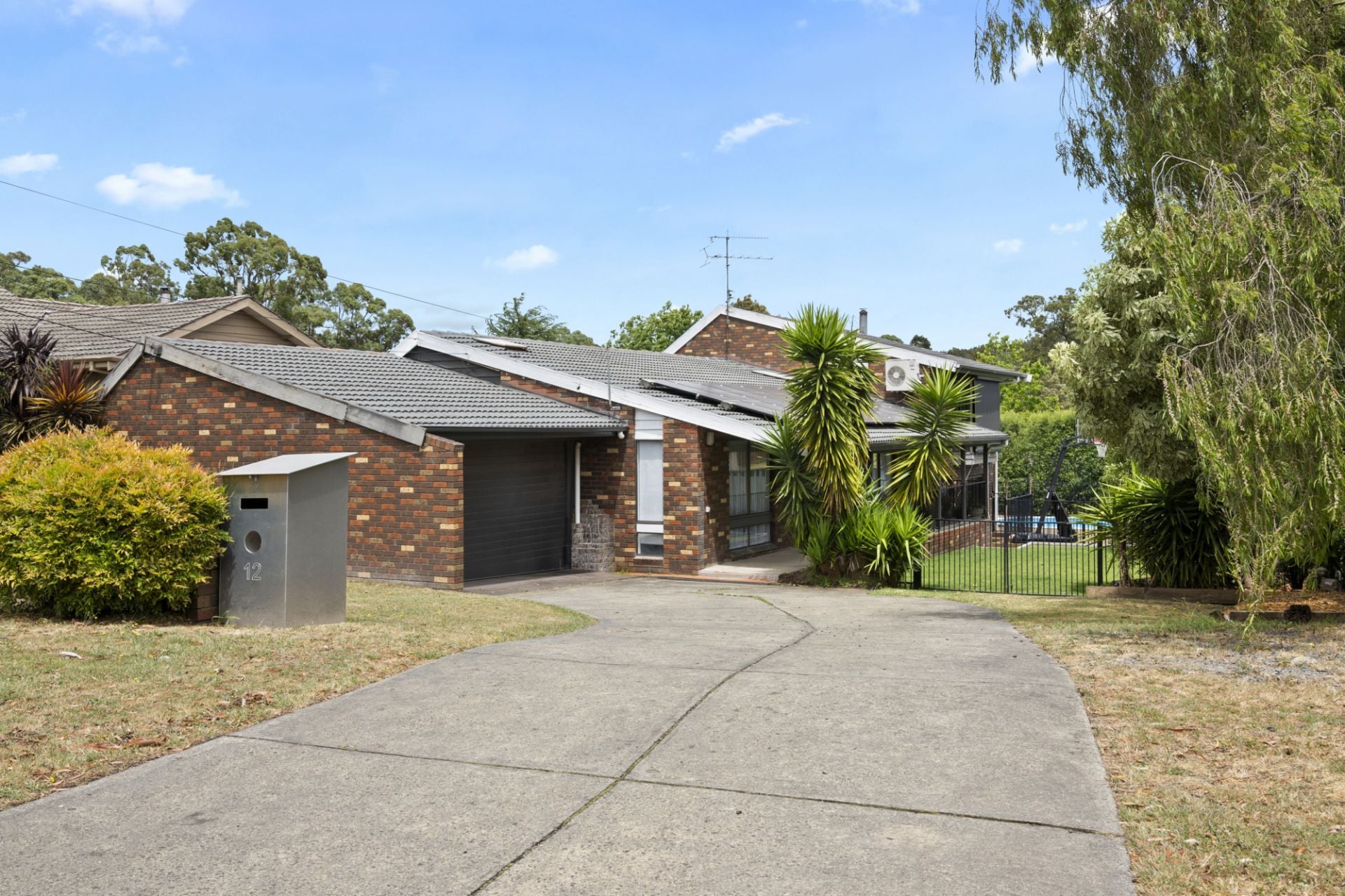 12 Mardango Drive, Mount Helen, Mount Helen - Thumbnail 2
