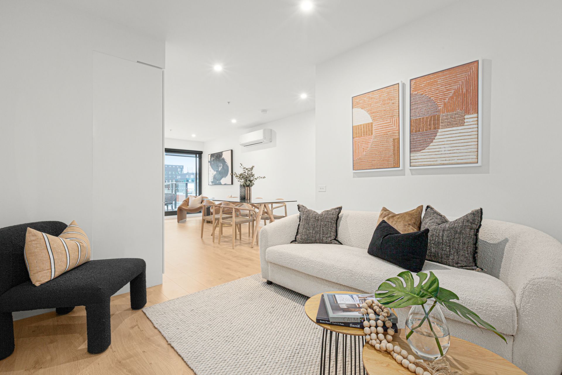 301/8 Bond Street, South Yarra, South Yarra - Thumbnail 3