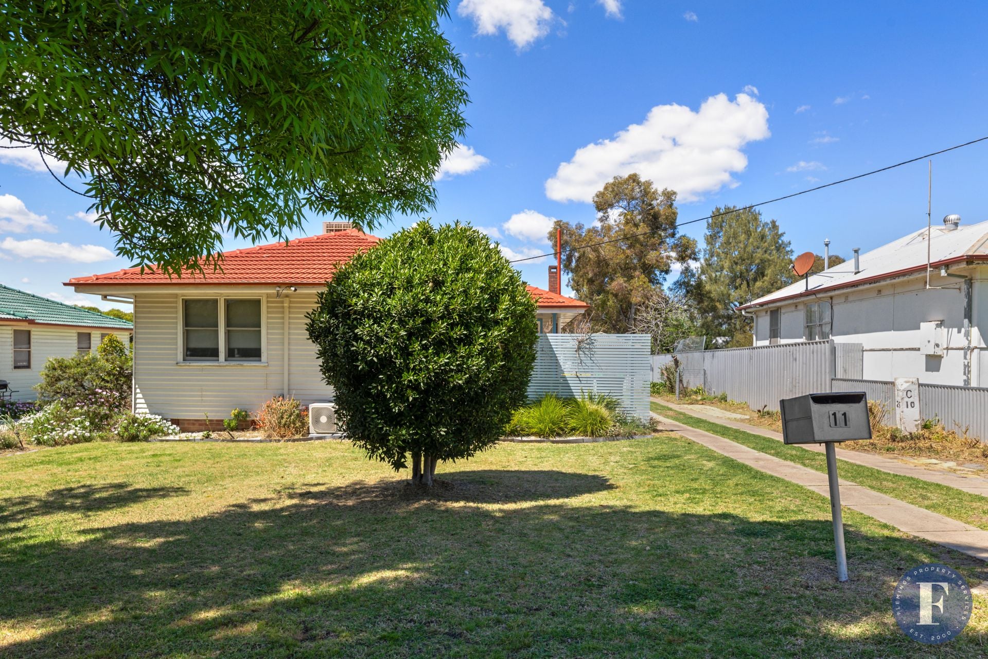 11 Richards Street, Cootamundra NSW, Cootamundra - Thumbnail 5