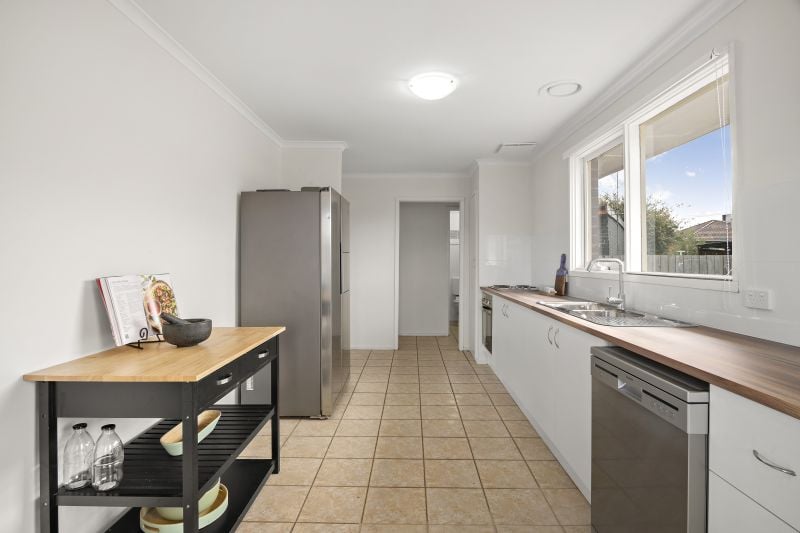 146 Mount View Road, Lalor