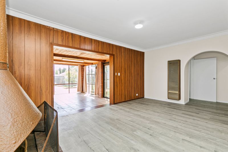 9 Larch Street, Thomastown