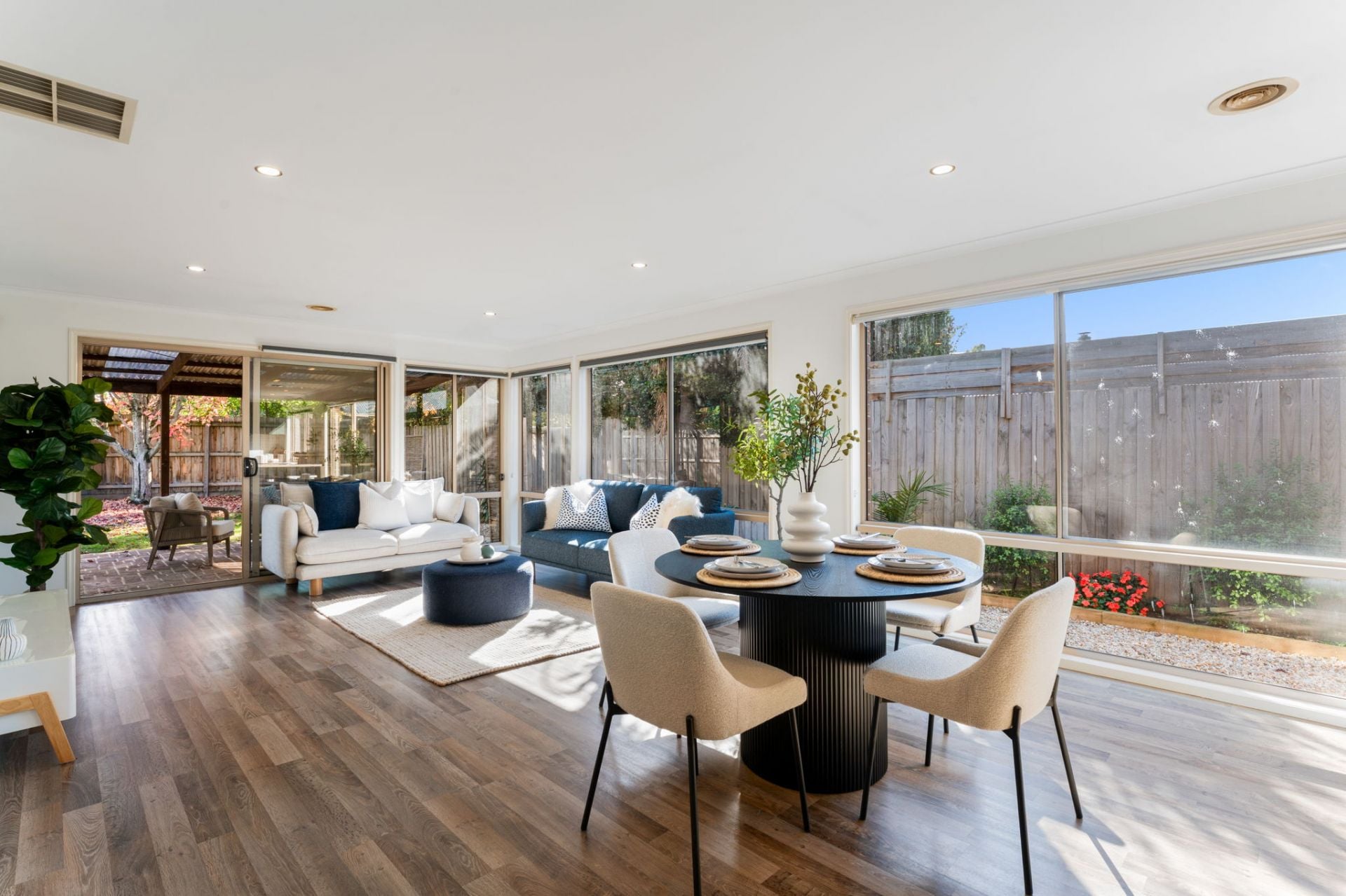 99 Fieldstone Boulevard, Beaconsfield VIC, Beaconsfield - Thumbnail 5
