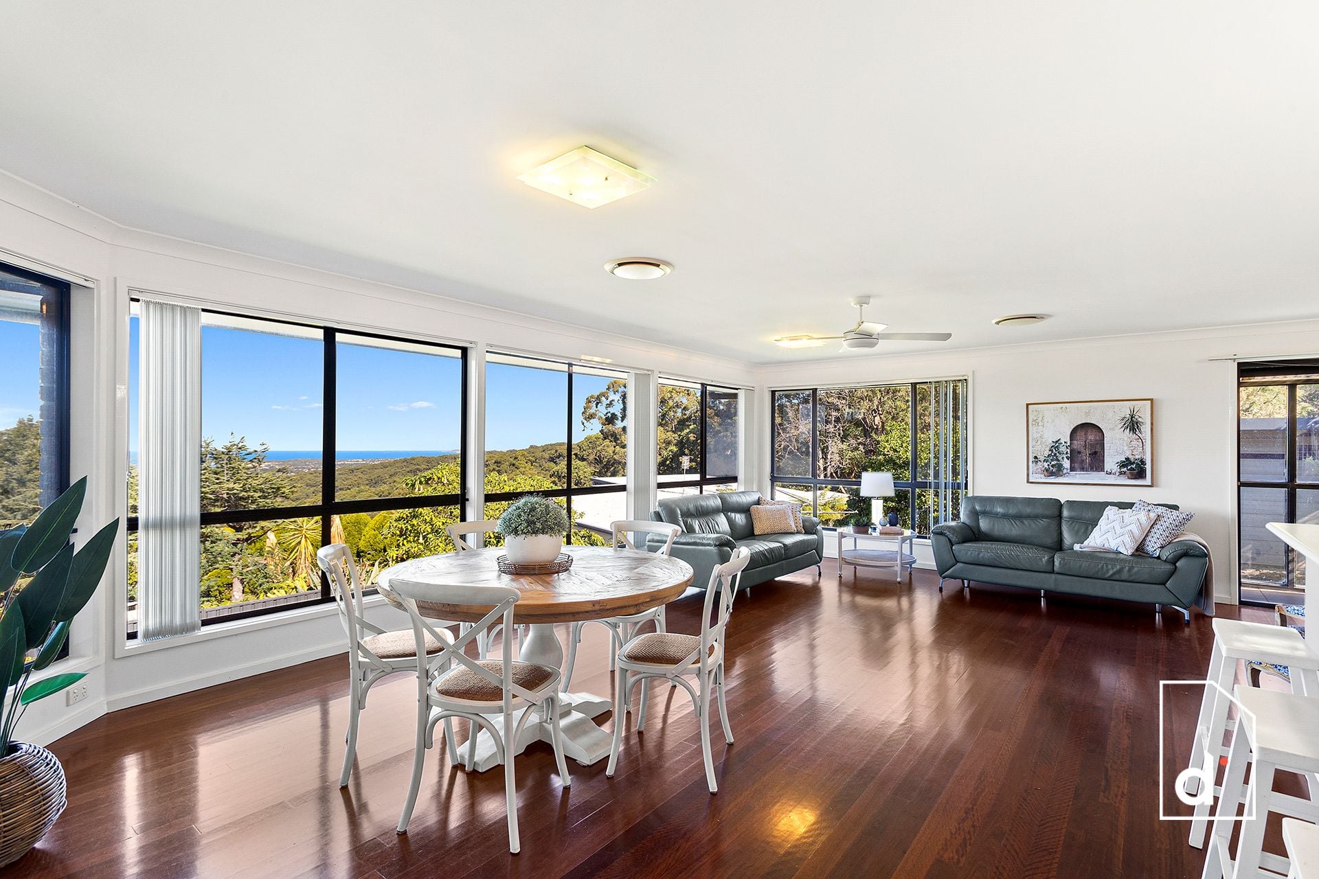 36 Princes Highway, Thirroul NSW
