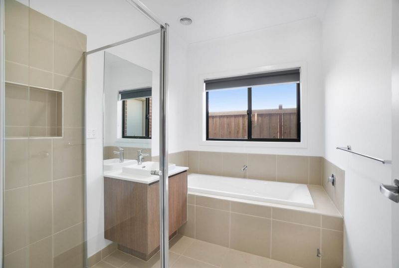 17 League Road, Donnybrook