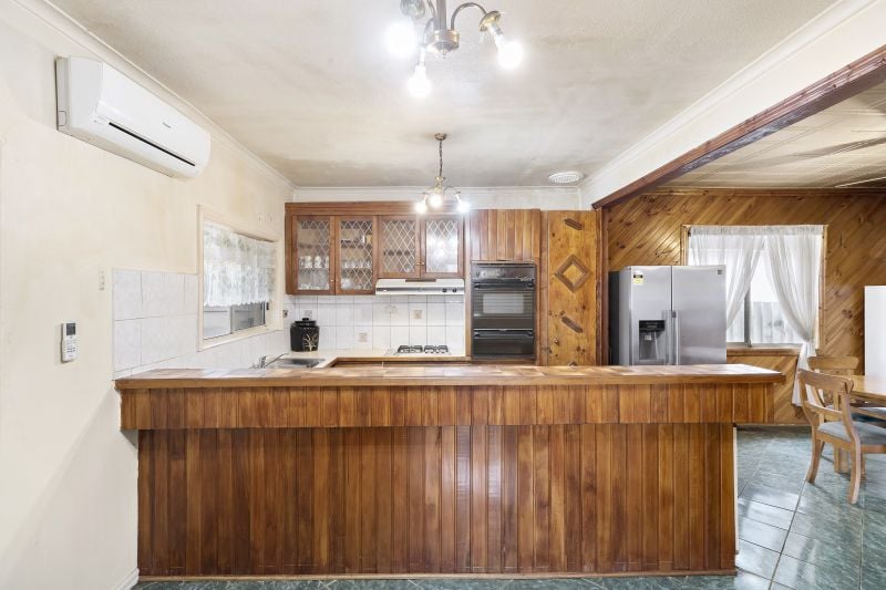 19 Elsey Road, Reservoir