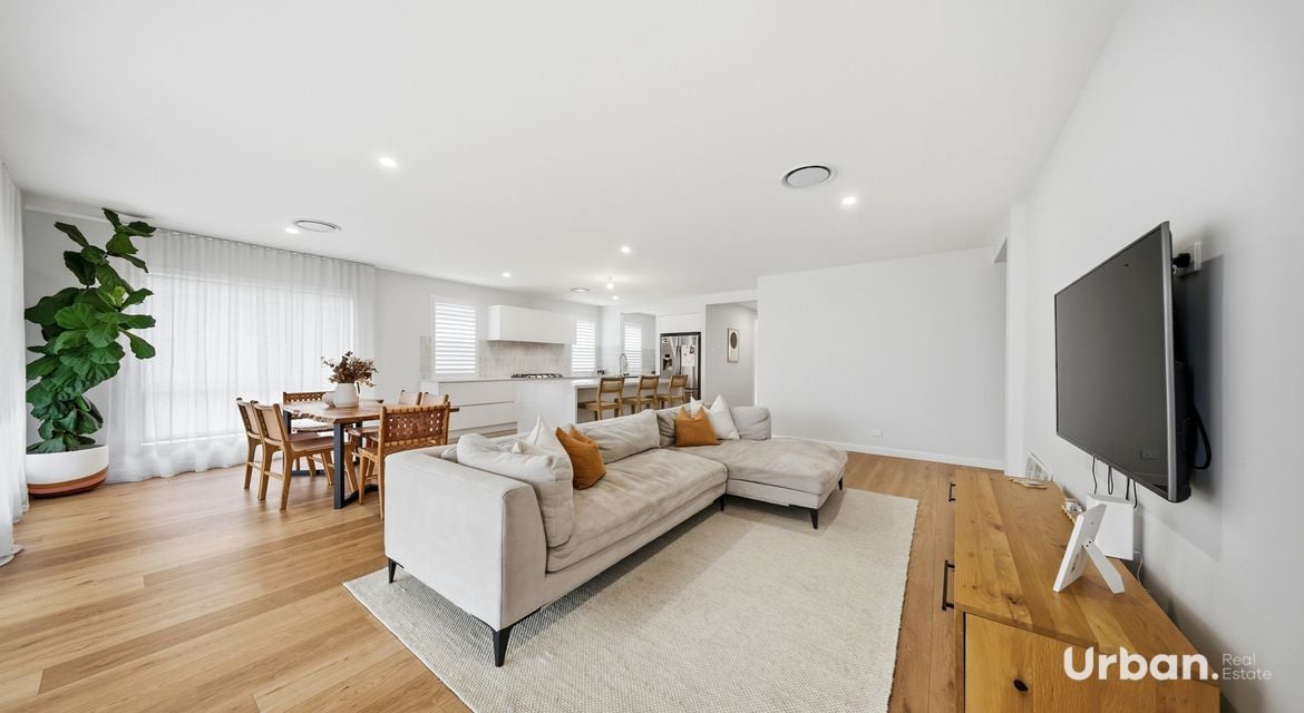 Lochinvar 10 Trevallyn Avenue