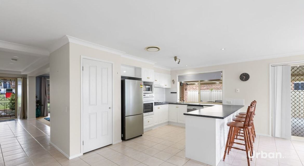 Aberglasslyn 19 Pyalla Avenue