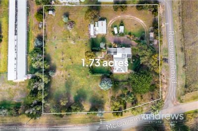 1 Riverview Road, Inverleigh
 
 
 $845,000 - $885,000, Inverleigh $ - Thumbnail 3