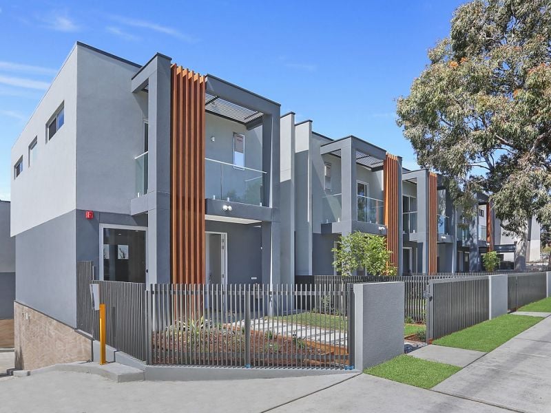 3/64-66 Cambrai Avenue ENGADINE 2233