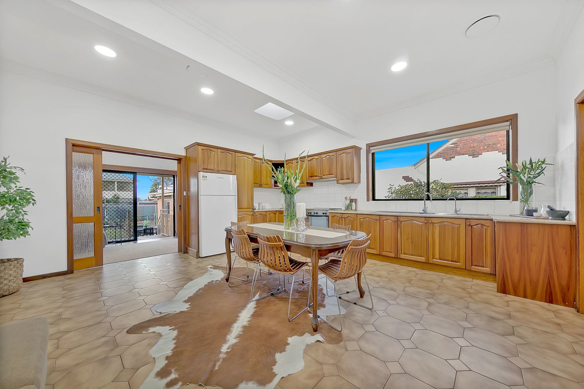The Prestige Of OAKHILL / The Power of Land